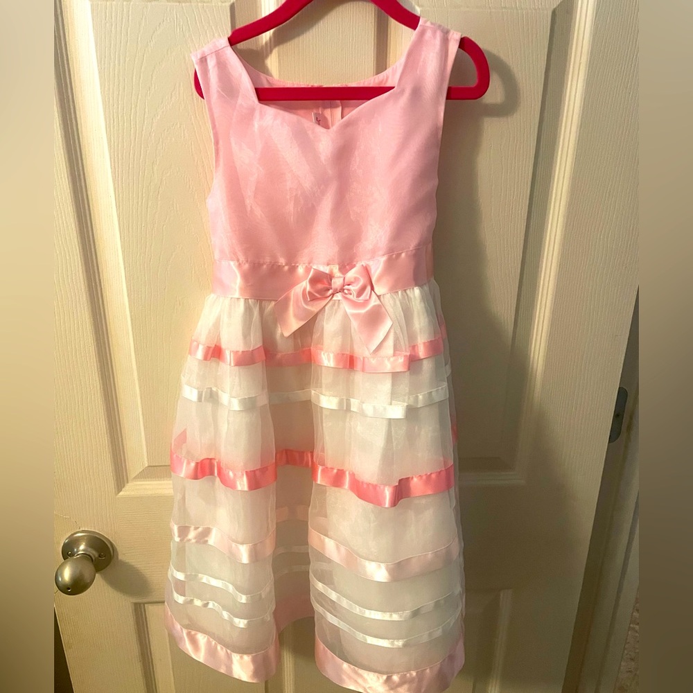 Girls special occasion dress, size 6